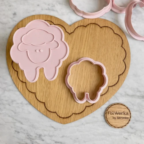 foremka-stempel-wykrawaczka-owieczka-wielkanocna-flowerka3d Foremka + stempel Owieczka