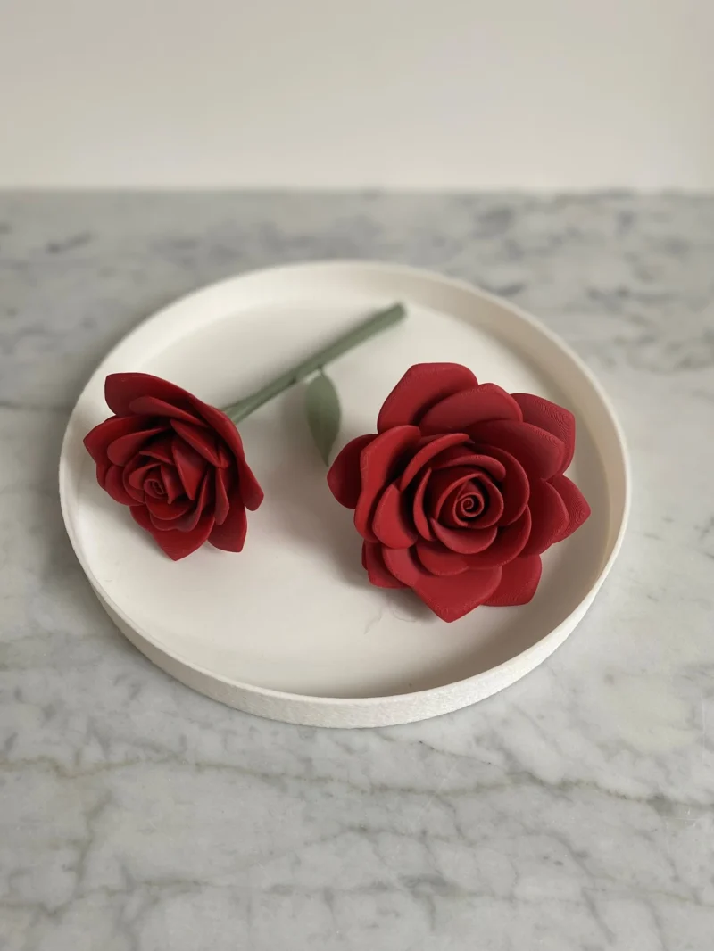 bordowa-róża-wieczny-kwiat-dekoracja-do-domu-do-zdjęć-2 Dekoracyjna róża 3D - wieczna róża do wnętrz